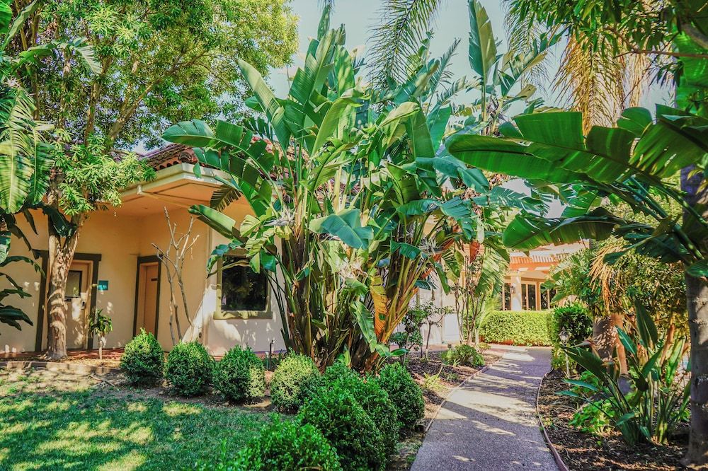 undefined Uptown Oasis San Jose Airport 7