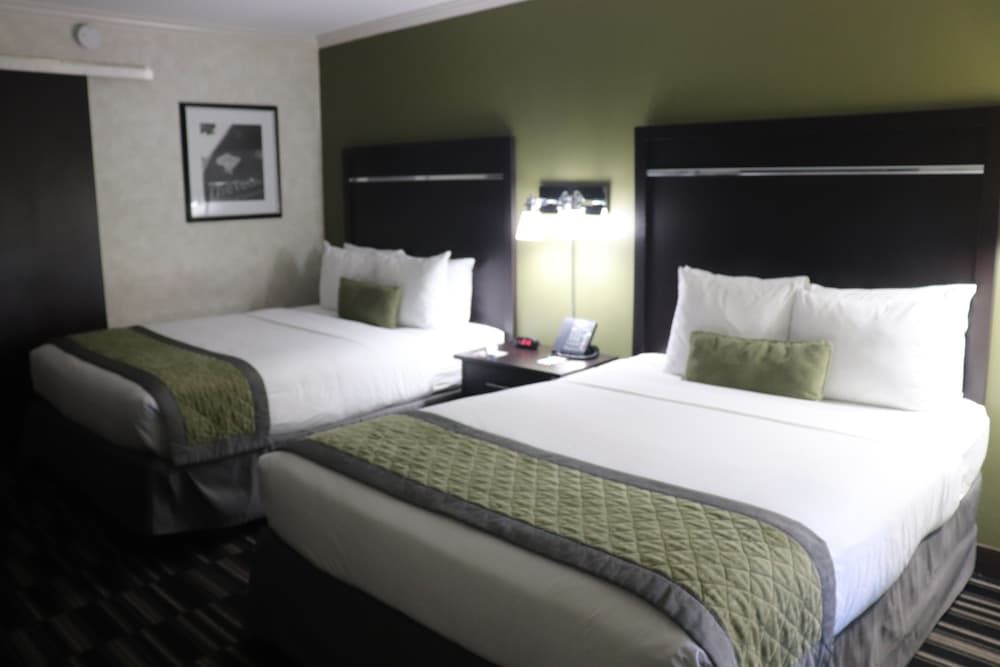 undefined Uptown Oasis San Jose Airport 10