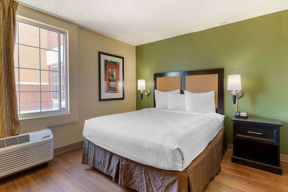 Extended Stay America Suites San Jose Downtown Studio 13