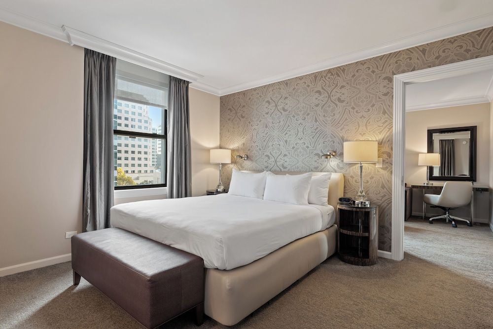 undefined Hotel De Anza 4