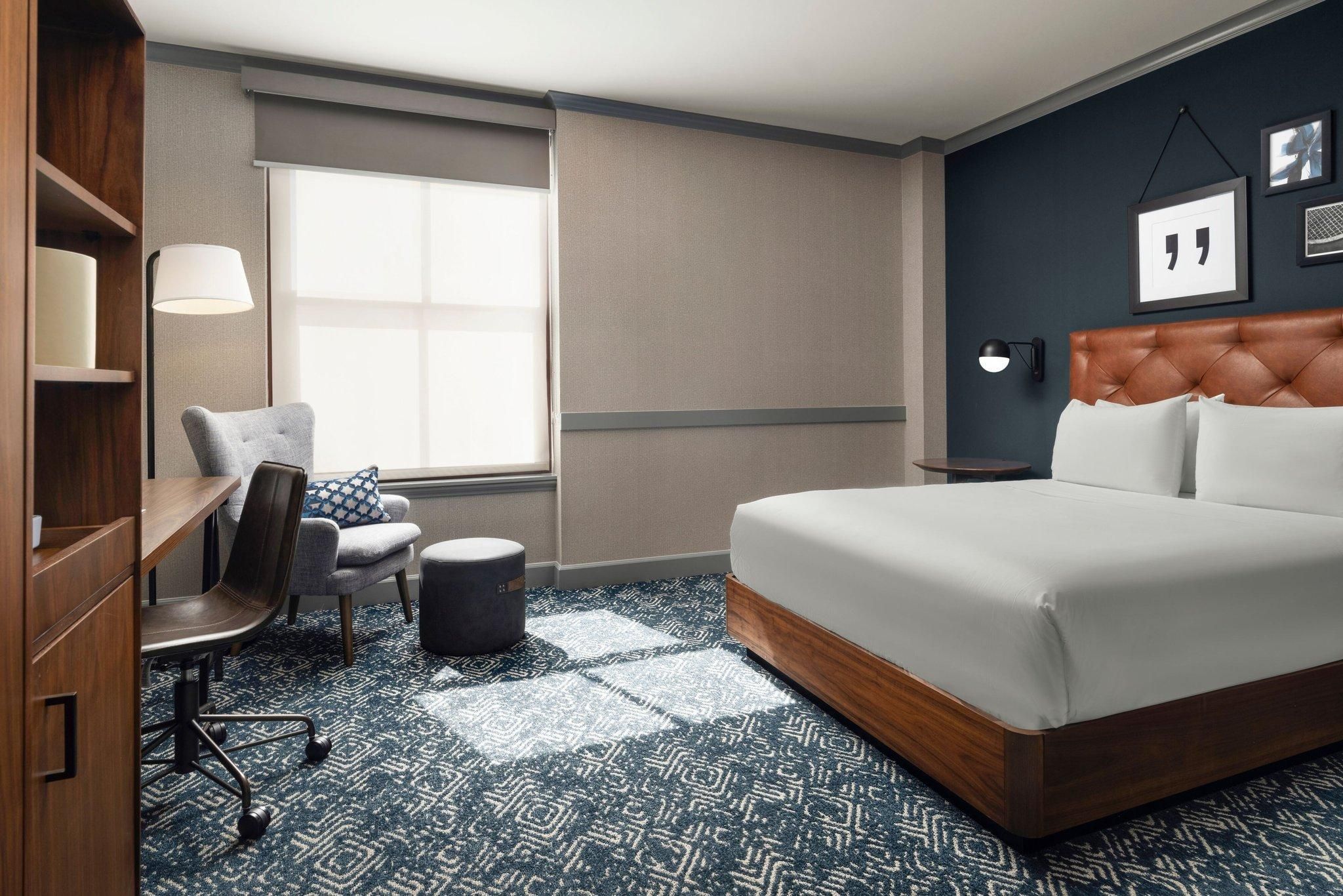 Guest Room, 1 King