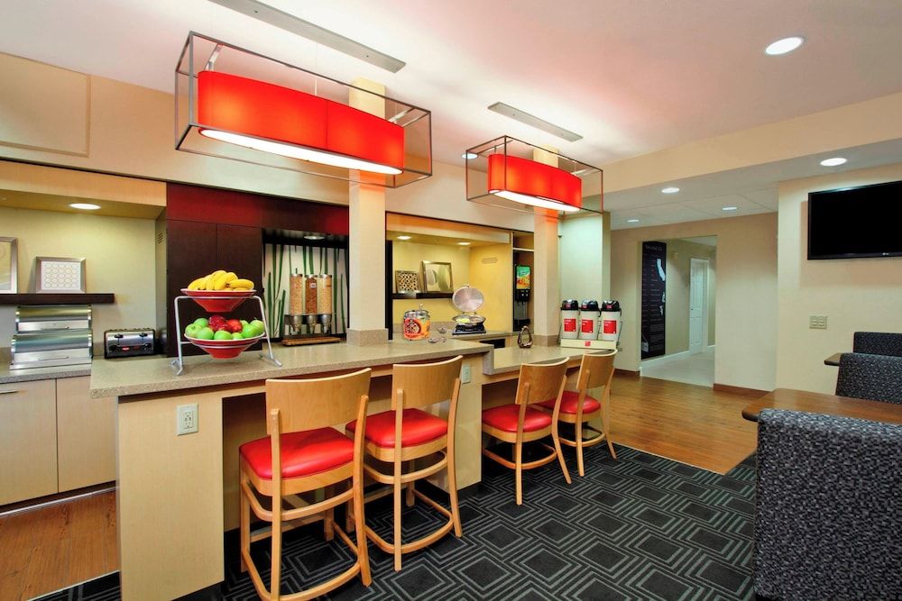 undefined TownePlace Suites by Marriott San Jose Cupertino 9