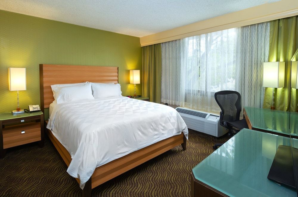 undefined Holiday Inn San Jose - Silicon Valley by IHG 3