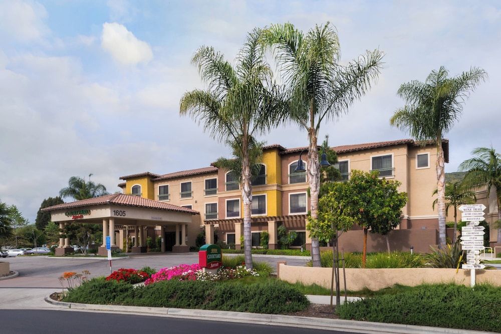 undefined Courtyard by Marriott San Luis Obispo 4