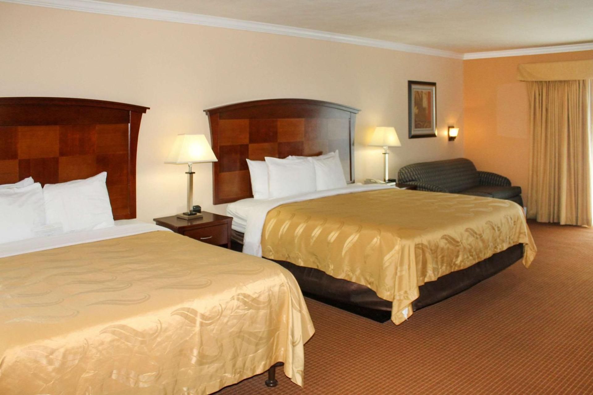 2 Queen Beds, Nonsmoking, Accessible