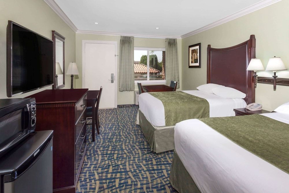 Room, 2 Double Beds, Non Smoking