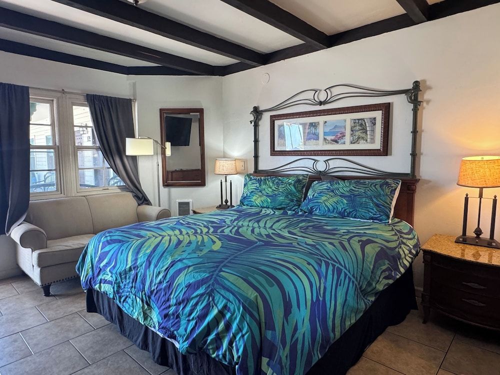 Ala Mar by the Sea Room, 1 King Bed 2