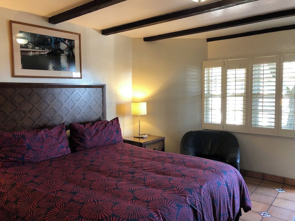Ala Mar by the Sea Room, 1 King Bed 3