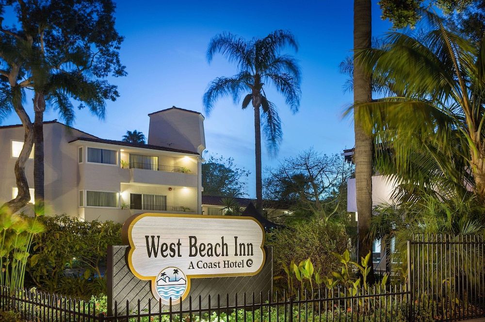 undefined West Beach Inn, a Coast Hotel 6