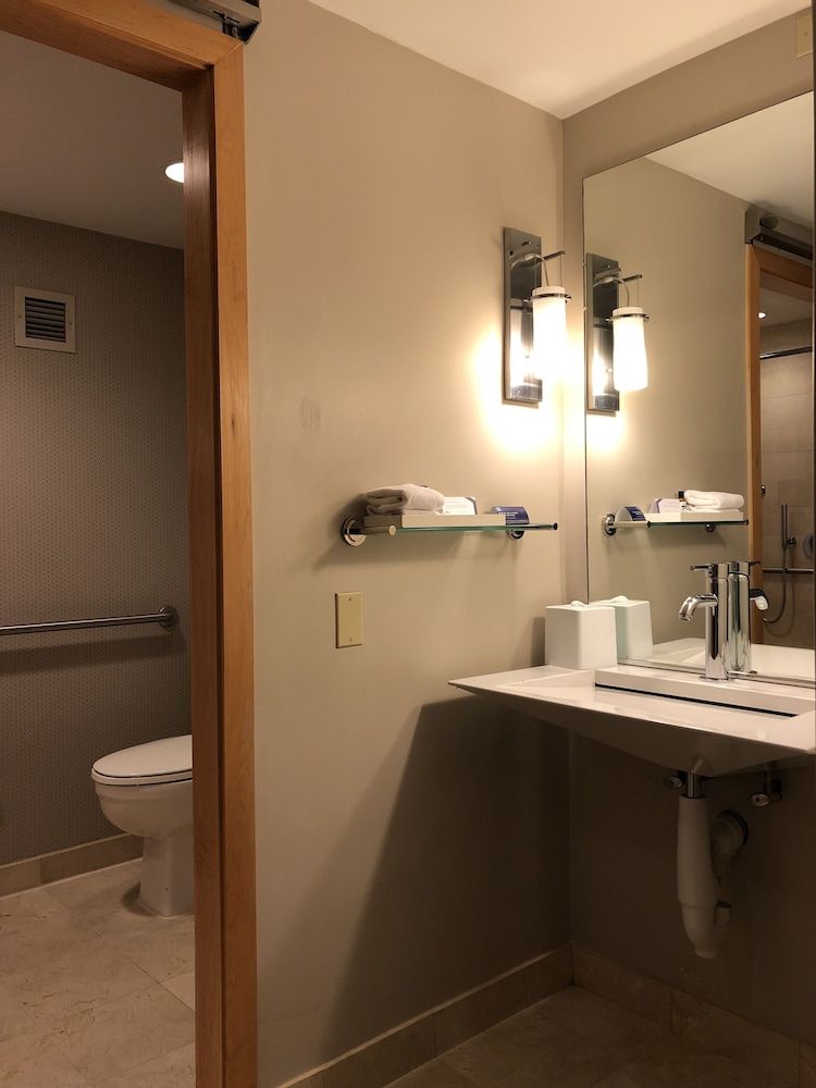 undefined Hyatt Regency Santa Clara 8