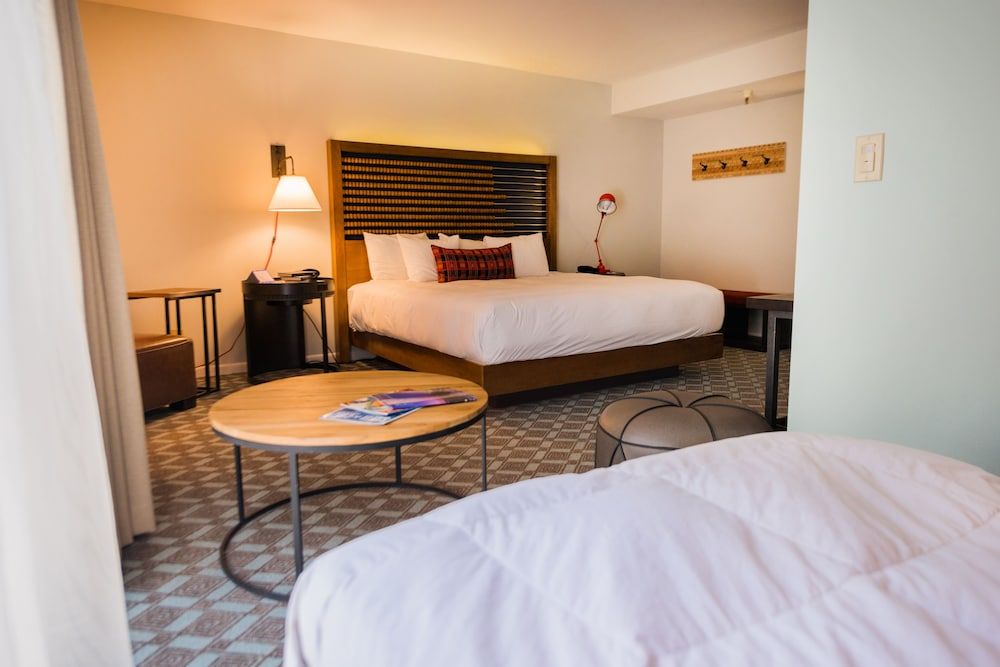 Chaminade Resort & Spa