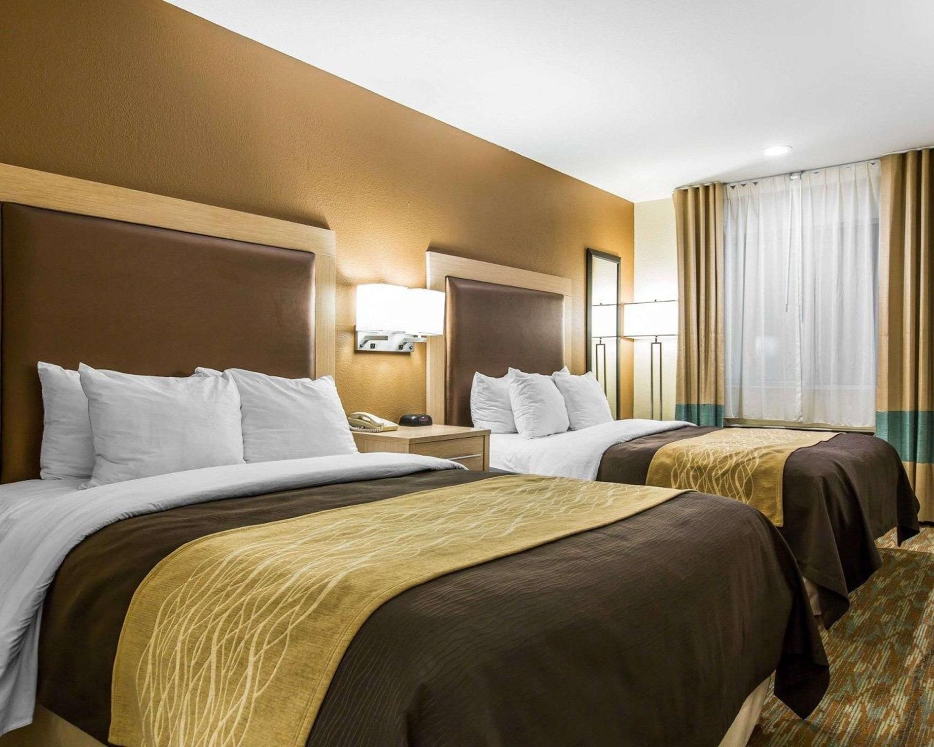 undefined Comfort Inn Beach/Boardwalk Area 7