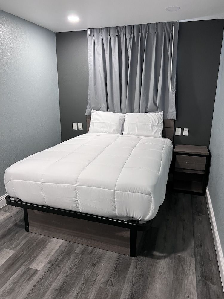 Premium Suite