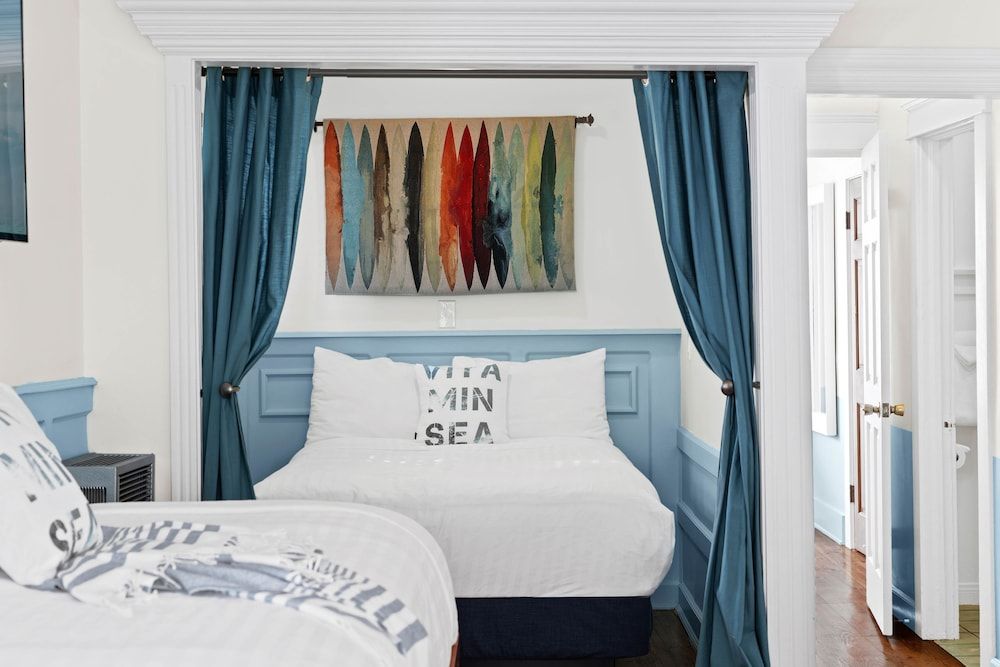 Sea Blue Hotel Family Suite, Multiple Beds, Non Smoking 2