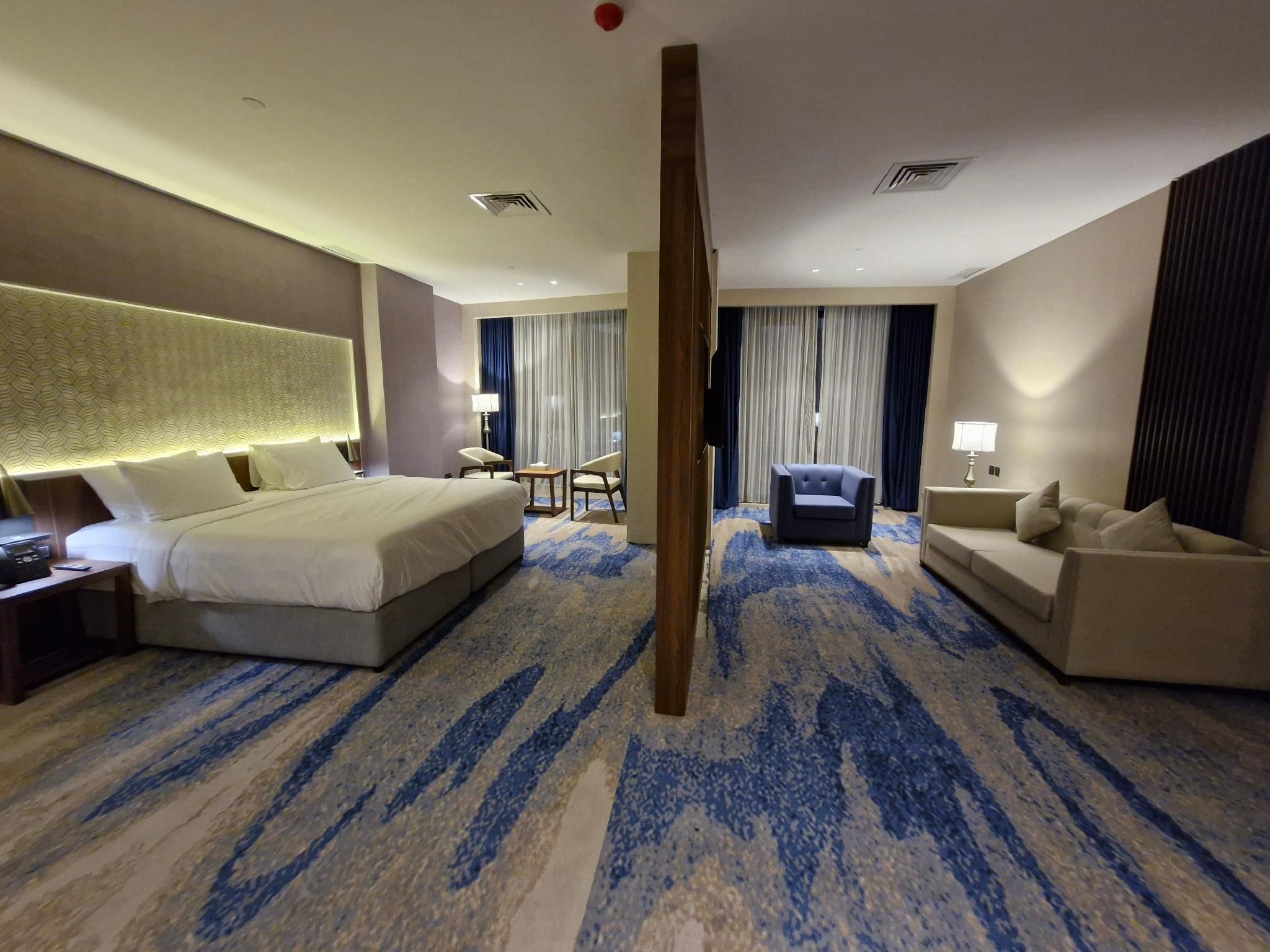 Junior Sea View Suite