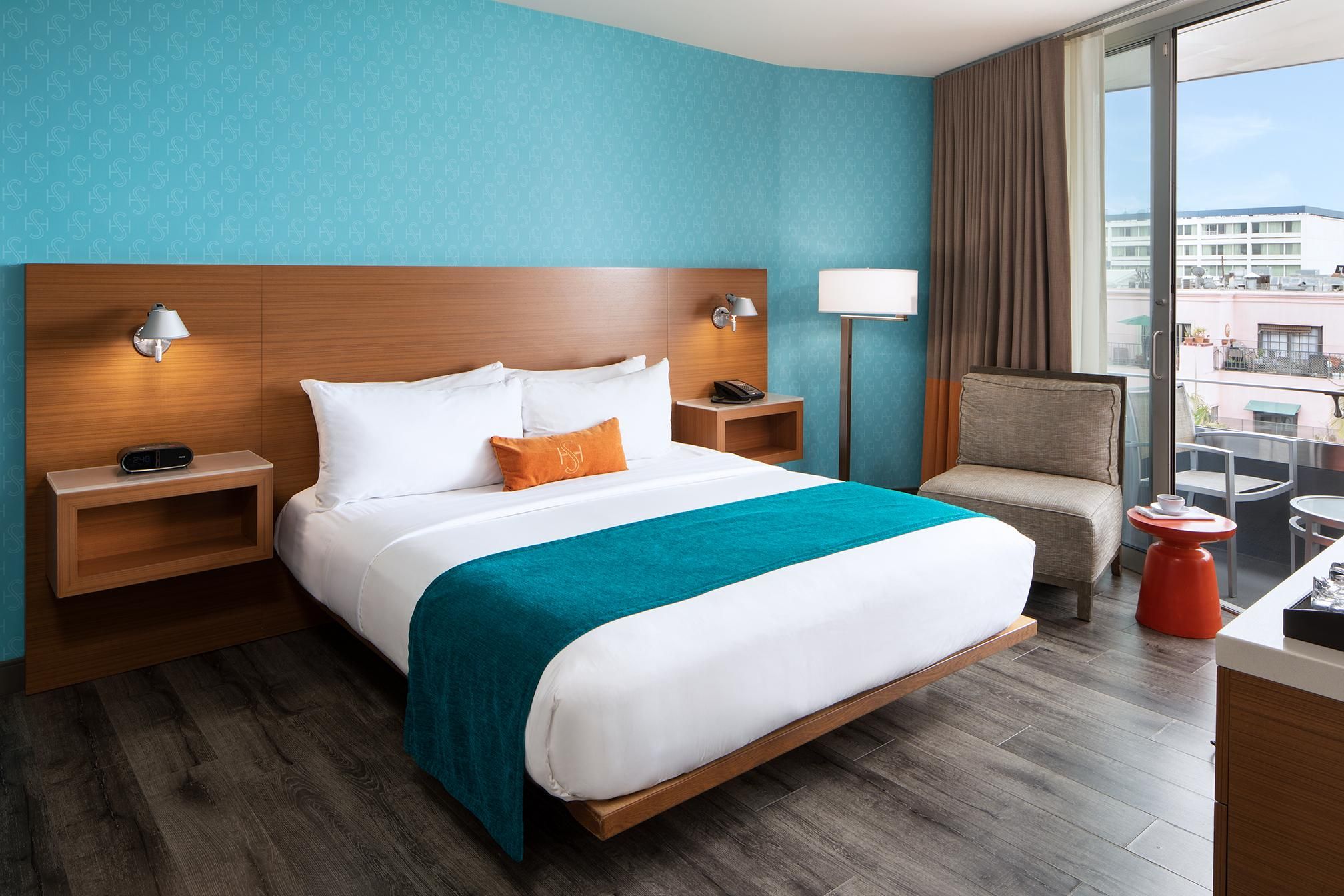Partial Ocean View Junior Suite with King Bed