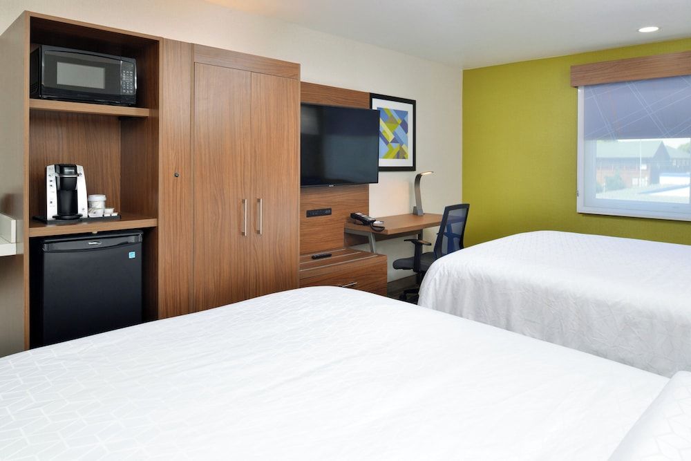 Standard Room, 2 Queen Beds, Accessible (Communications)