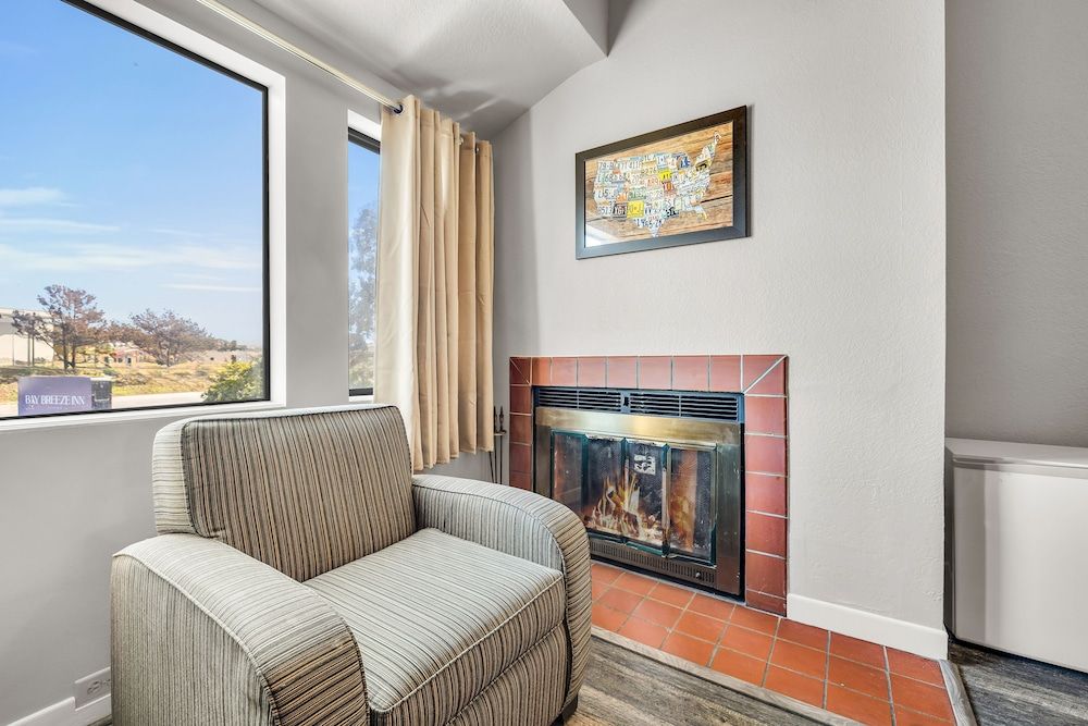 Standard Room, 1 King Bed, Fireplace