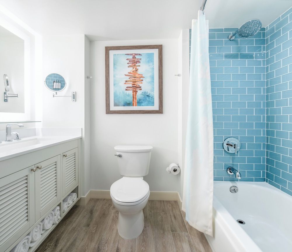 Margaritaville Resort Lake Tahoe One King Bed Suite 4