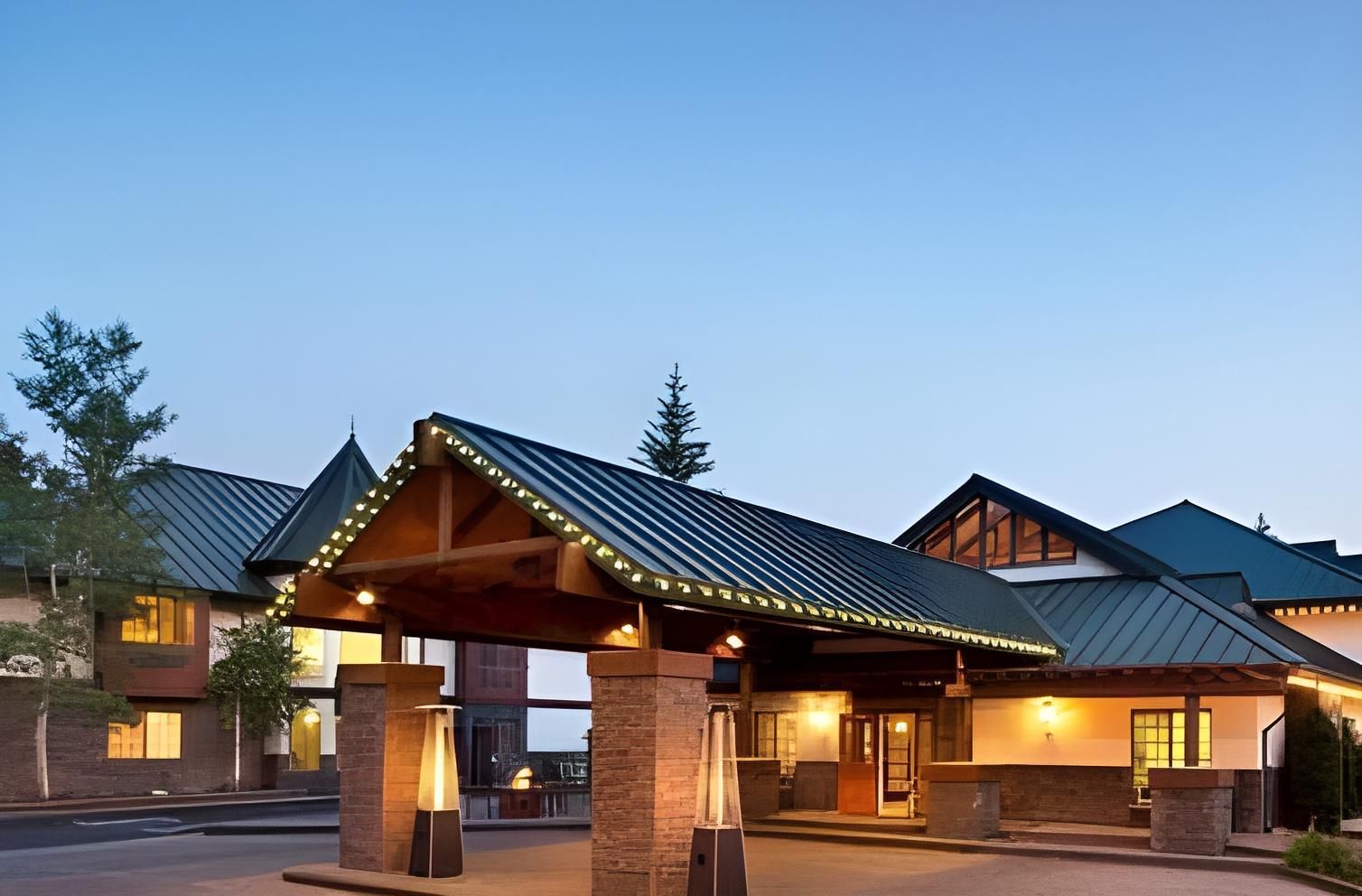 undefined POSTMARC Hotel and Spa Suites 5