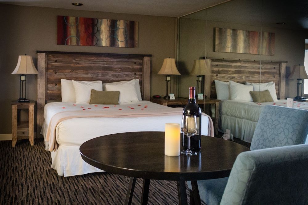 undefined POSTMARC Hotel and Spa Suites 9