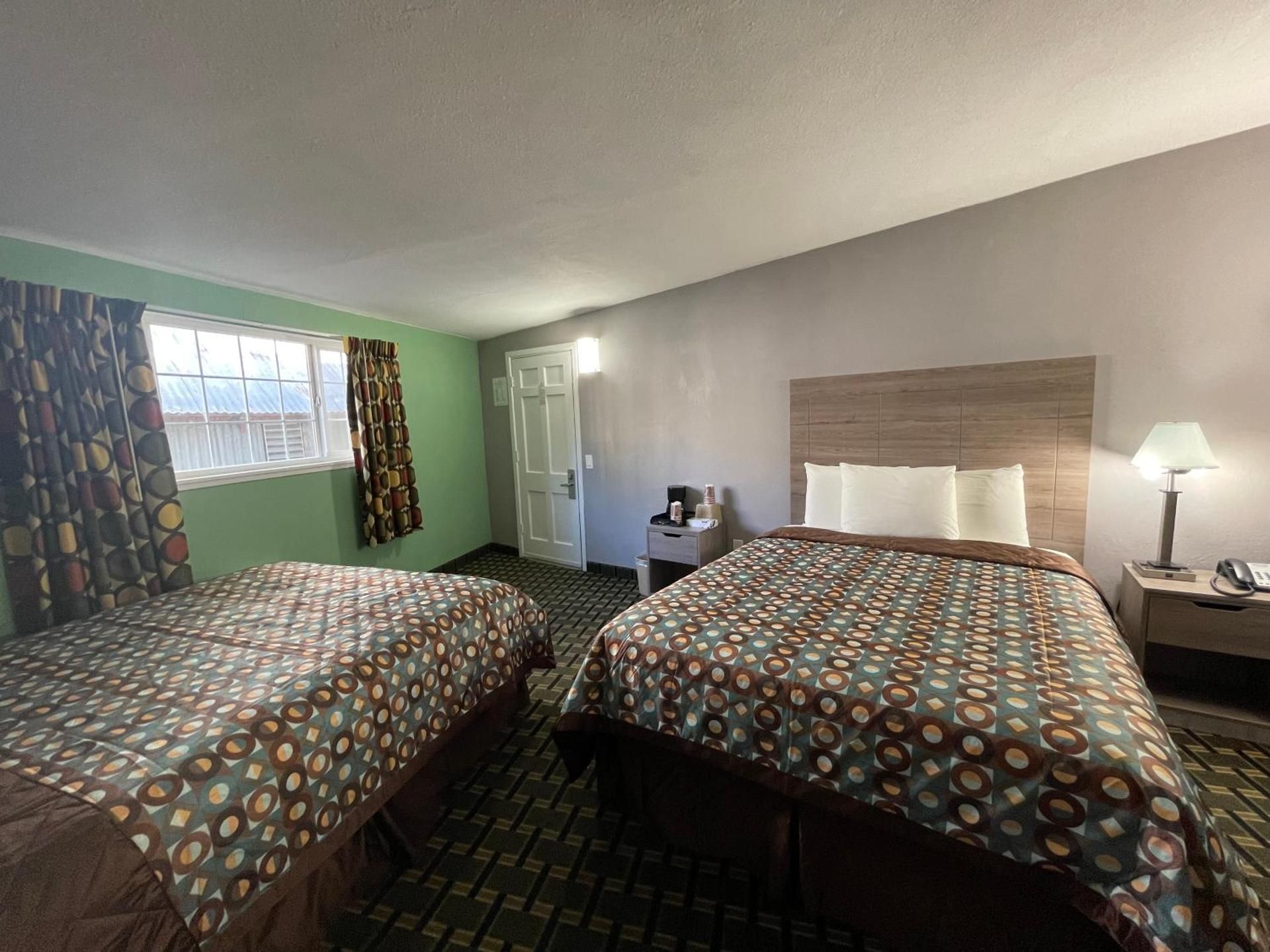 undefined Travel Inn 7