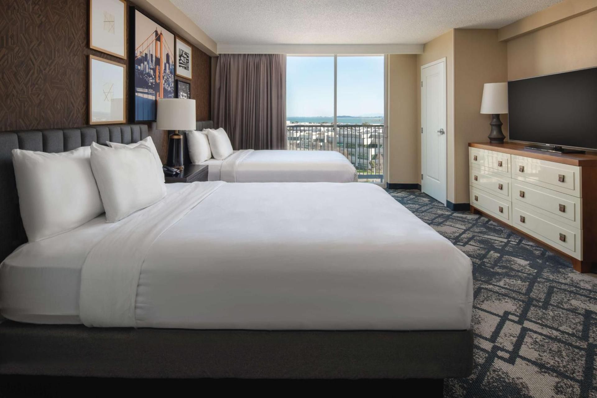 2 Room Suite - 2 Queen Beds - Nonsmoking