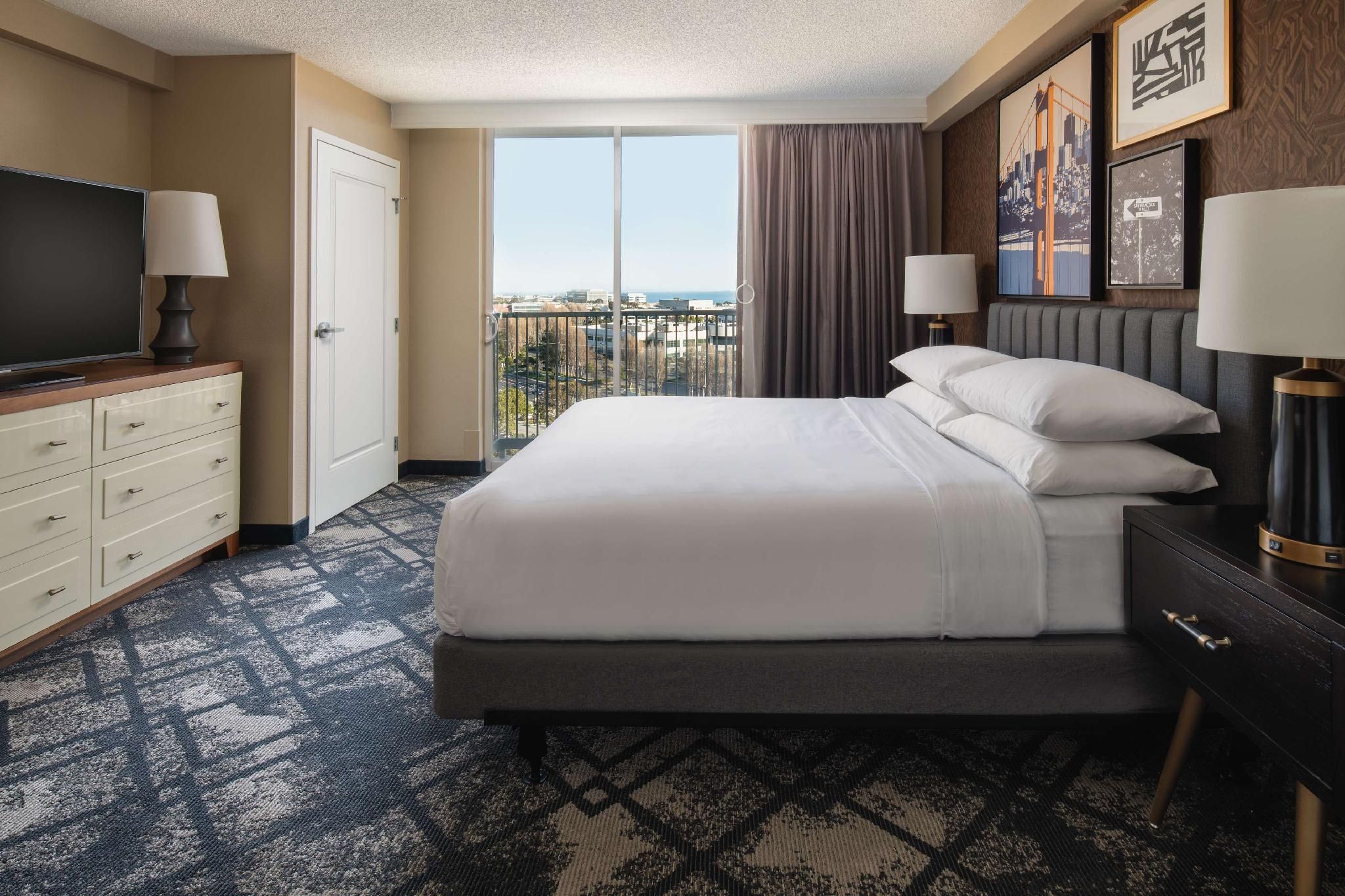 2 ROOM SUITE-1 KING BED-NONSMOKING