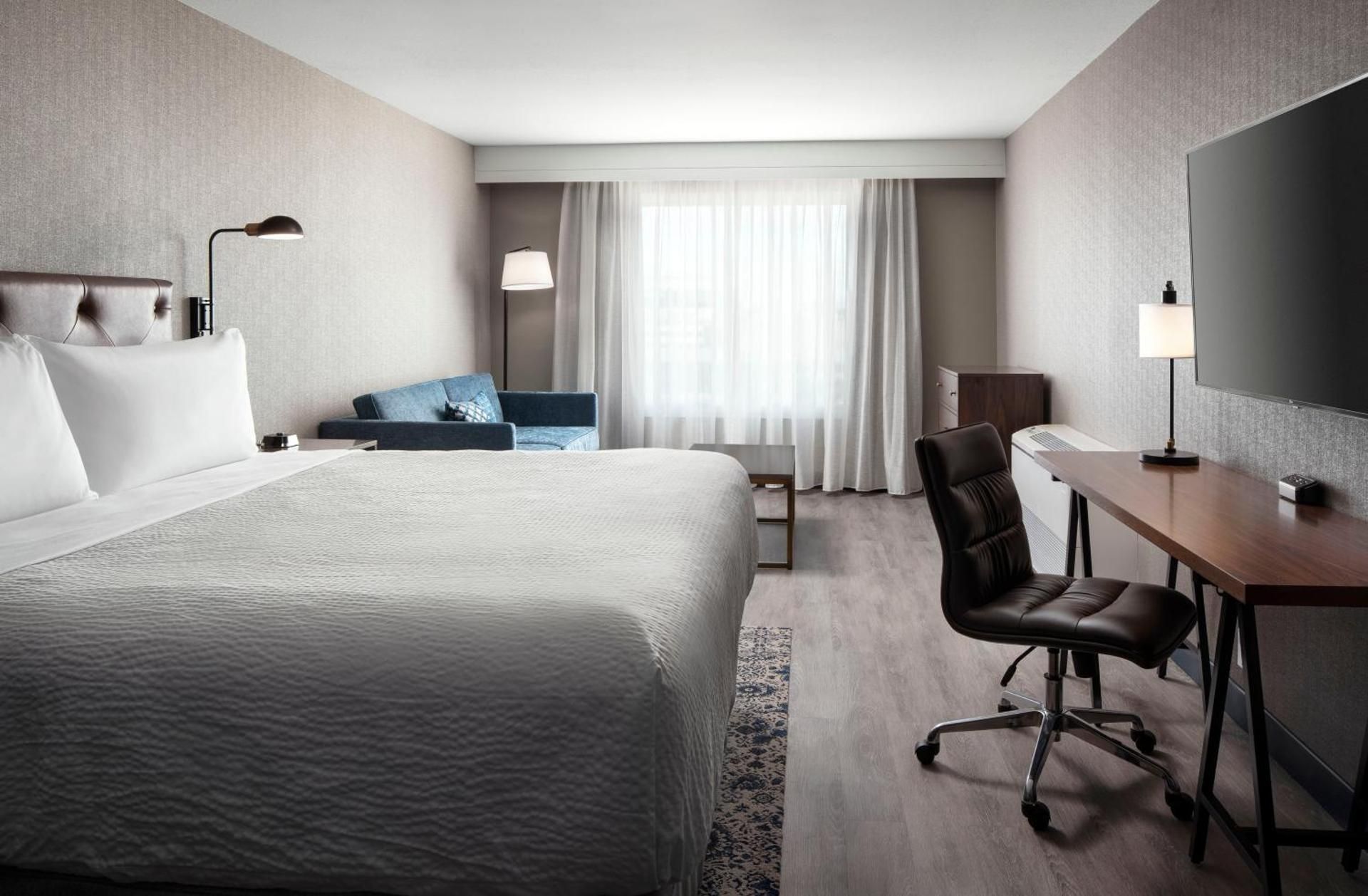 Queen Room