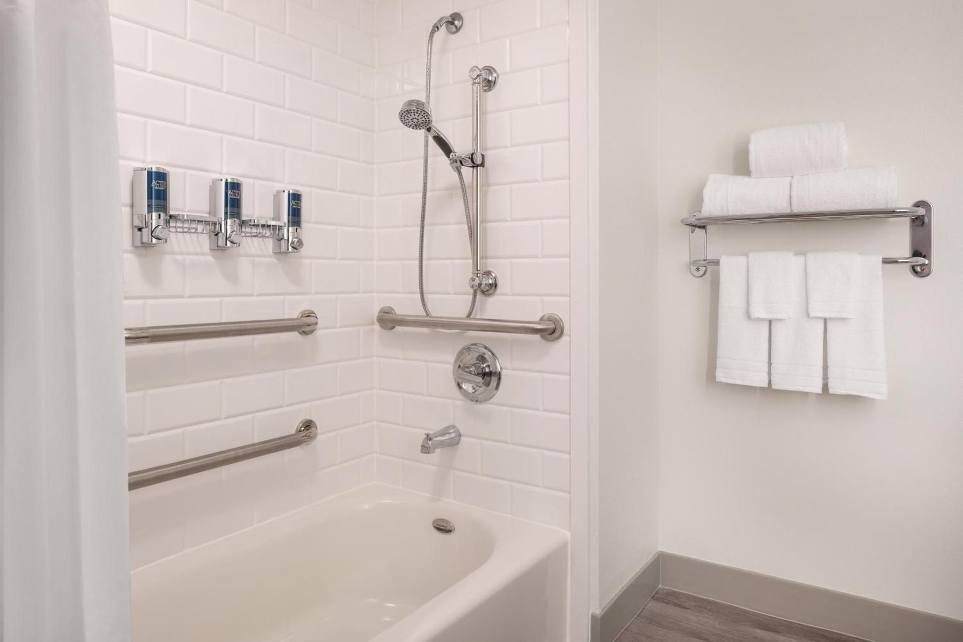Queen Room with Two Queen Beds and Adapted Tub - Mobility and Hearing Accessible