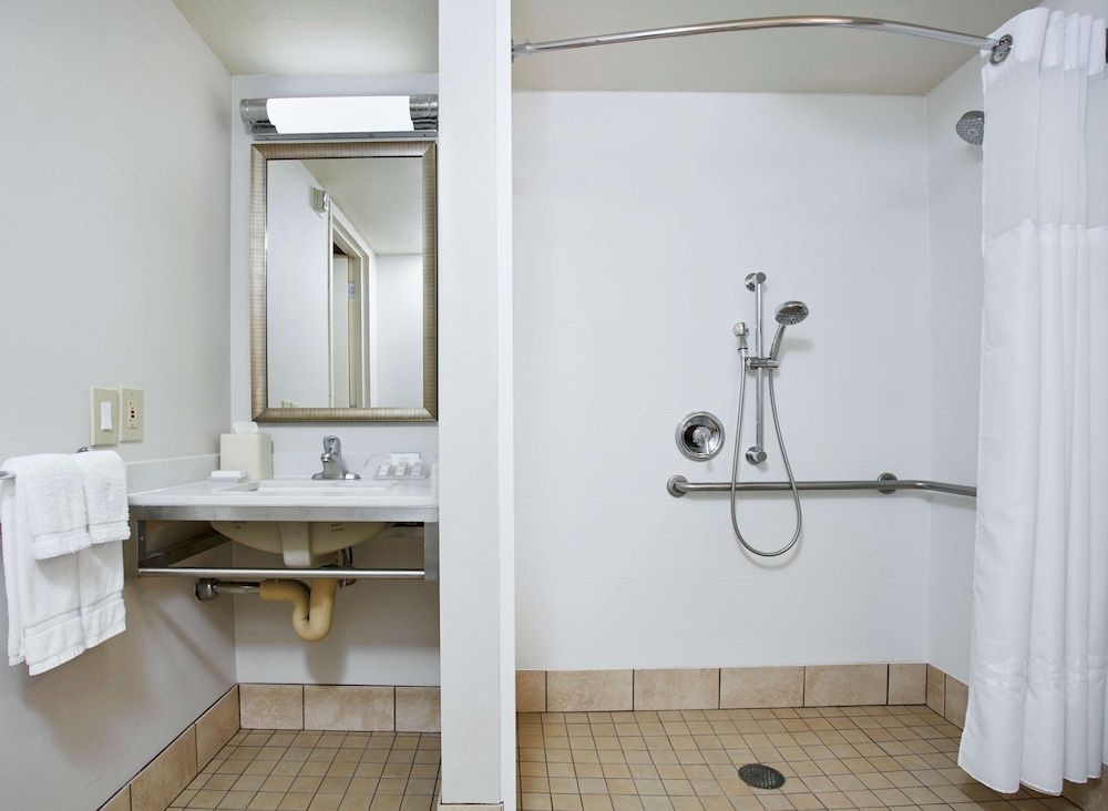 Room, 1 King Bed, Accessible