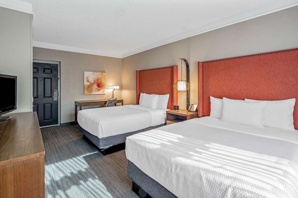 Room, 2 Queen Beds, Non Smoking