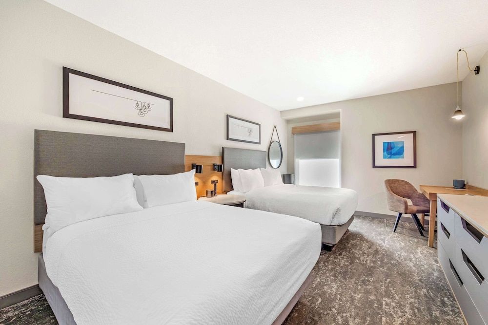 Room, 2 Queen Beds, Accessible, Non Smoking