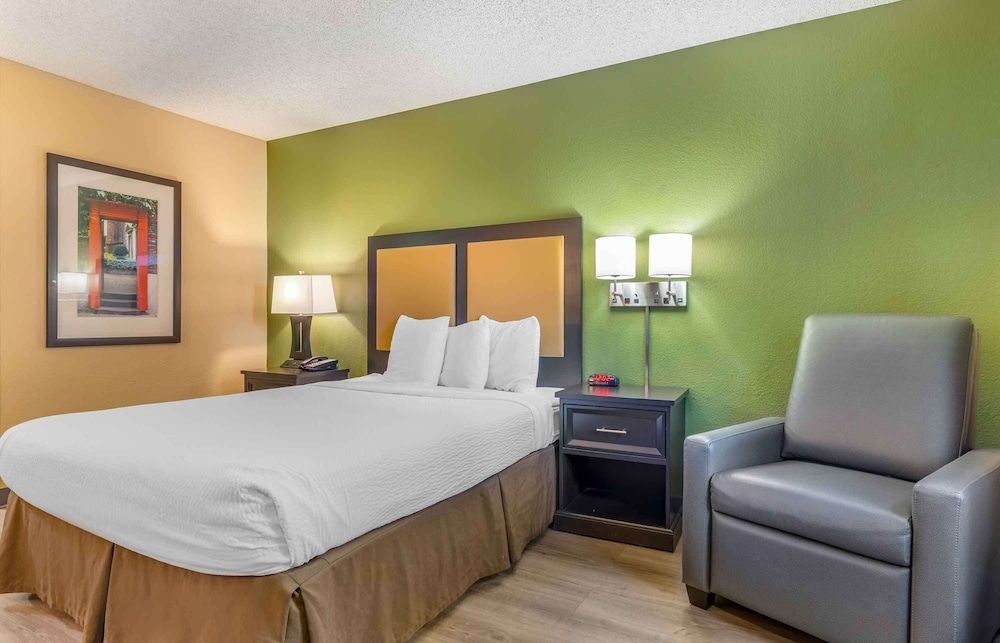 Extended Stay America Suites Temecula Wine Country Studio, 1 Queen Bed, Accessible, Non Smoking