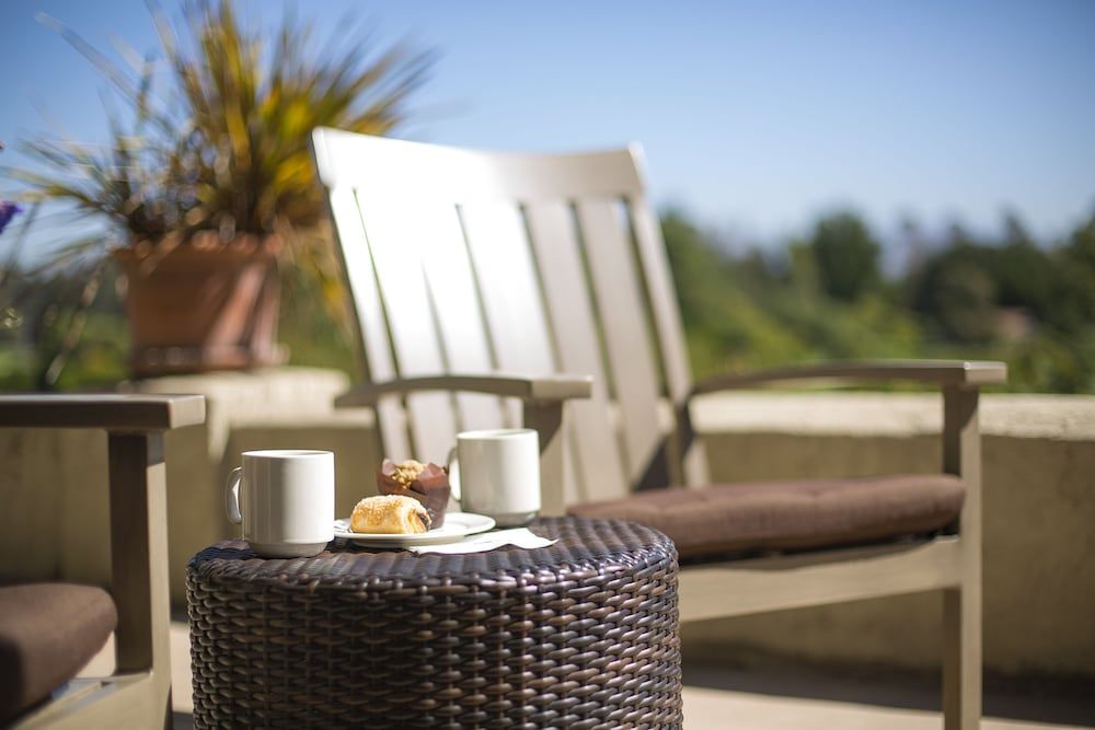 Temecula Creek Inn Deluxe Room, 2 Queen Beds (Sleeps 4, 5) 3