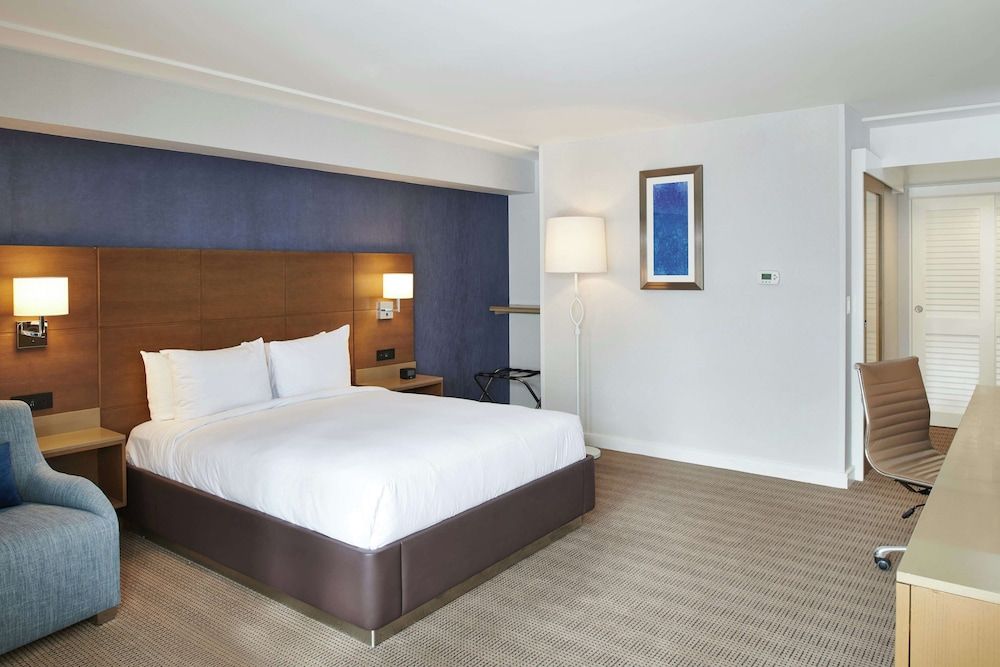 Room, 1 Double Bed, Accessible, Non Smoking (Roll-in Shower)
