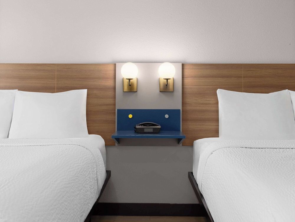Room, 2 Queen Beds, Non Smoking