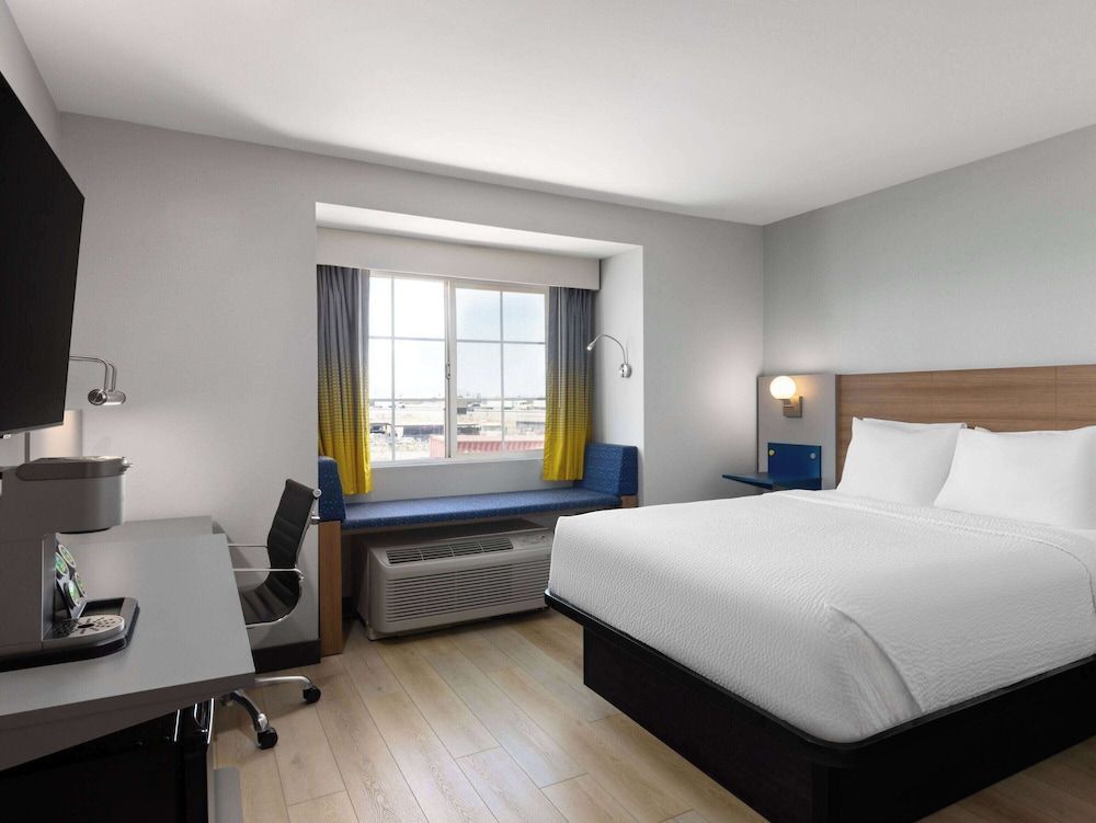 Room, 1 Queen Bed, Non Smoking