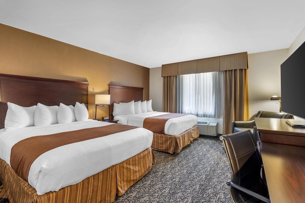 Standard Room, 2 Queen Beds, Non Smoking, Refrigerator & Microwave
