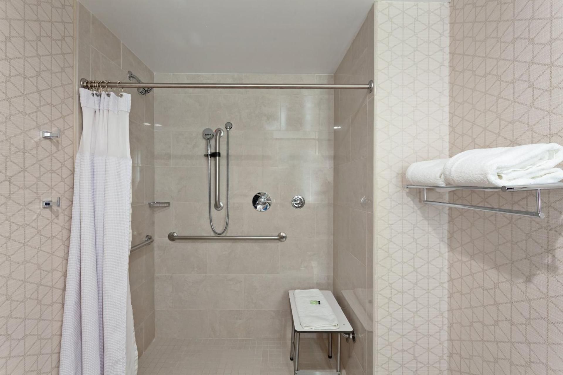 1 King Standard Mobility Accessible Roll In Shower