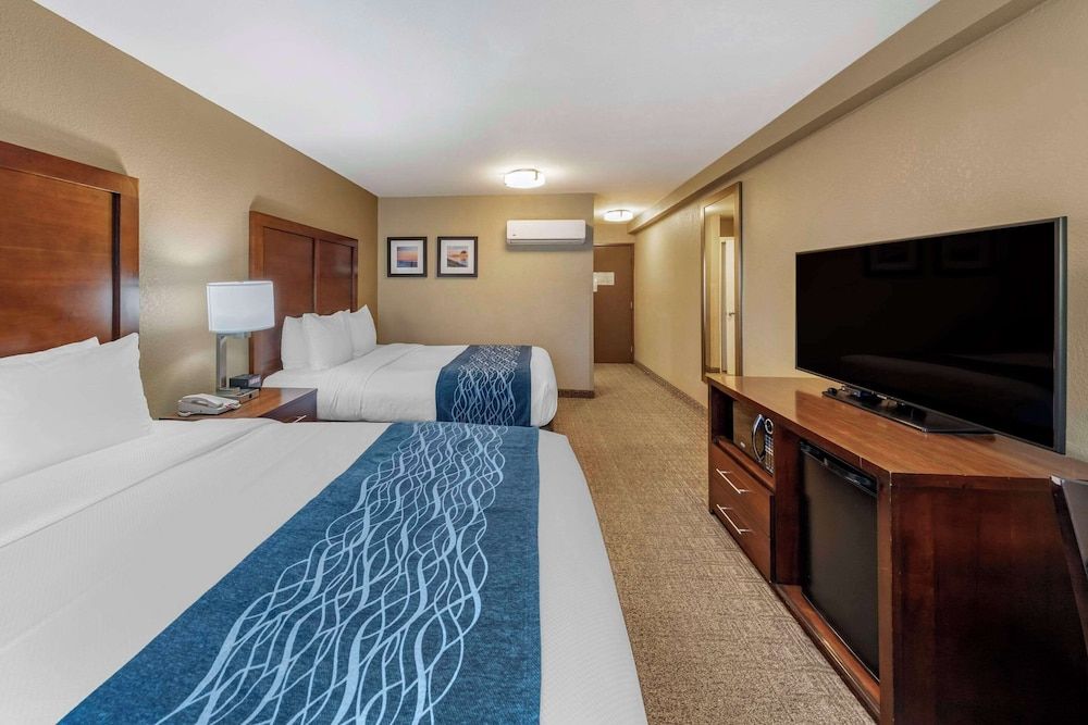 Room, 2 Queen Beds, Accessible, Non Smoking