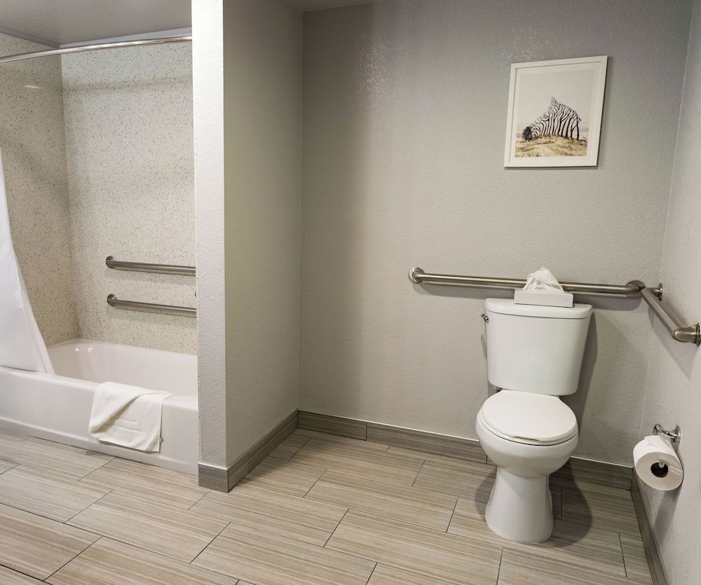 Amanzi Hotel, an Ascend Collection Hotel Standard Room, 2 Queen Beds, Accessible, Non Smoking (Accessible Tub) 11