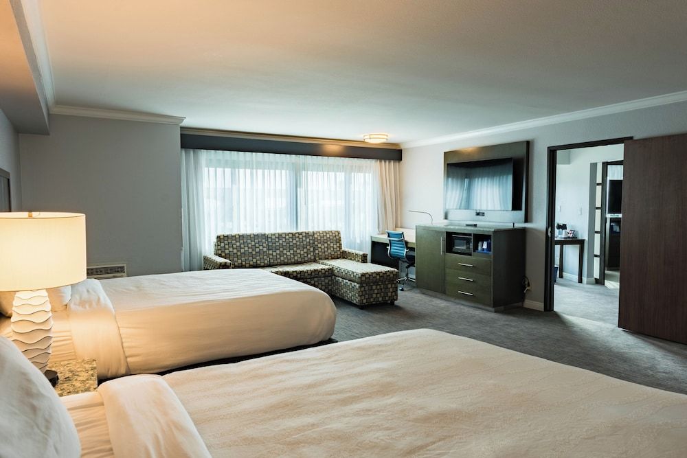 Amanzi Hotel, an Ascend Collection Hotel Suite, Multiple Beds, Non Smoking