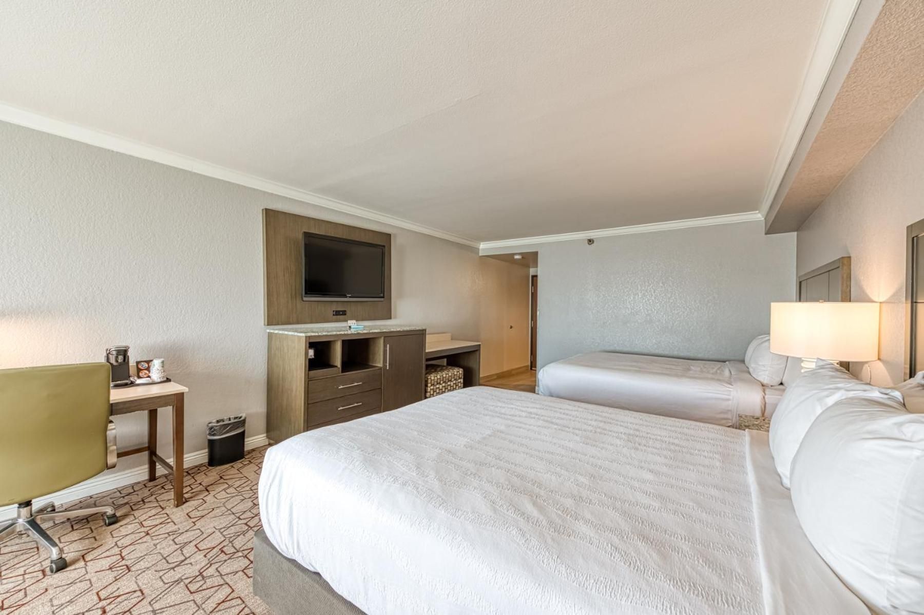 2 Queen Beds, Nonsmoking