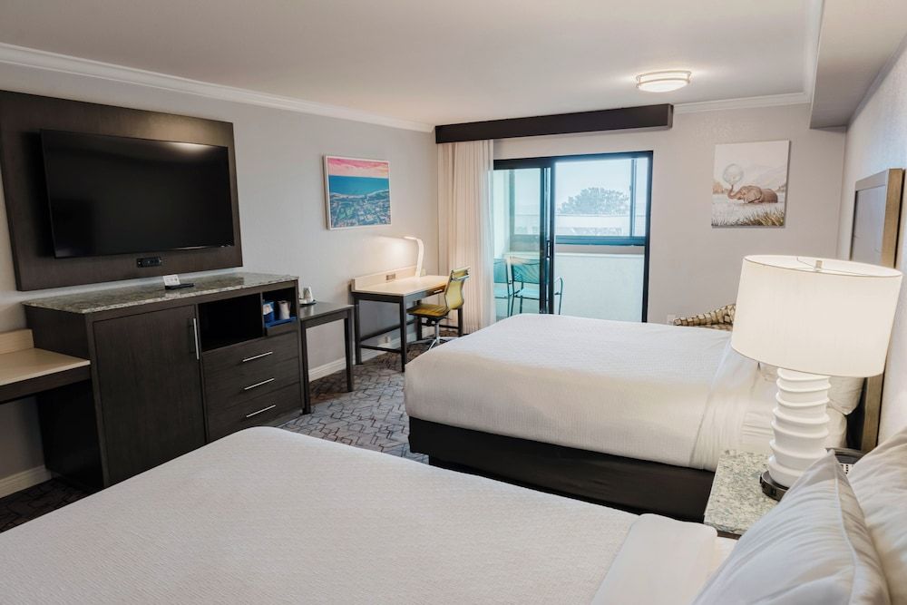 Amanzi Hotel, an Ascend Collection Hotel Standard Room, 2 Queen Beds, Non Smoking, Balcony