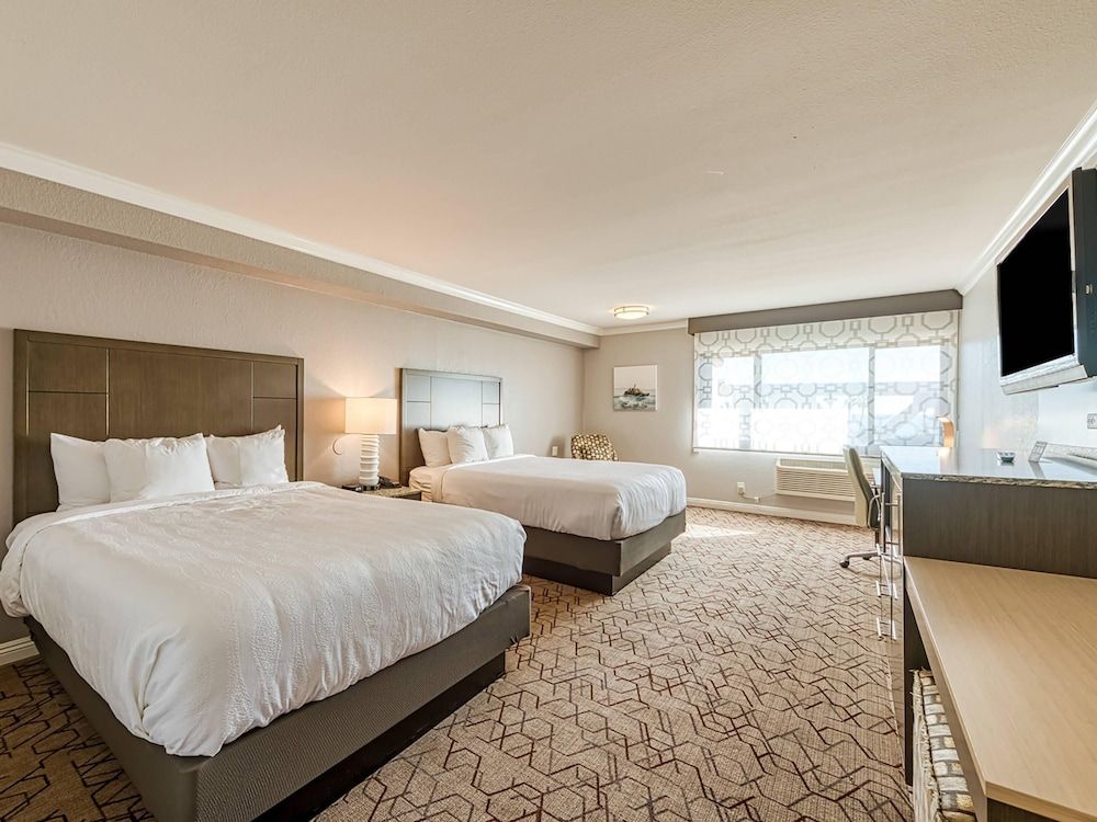 Amanzi Hotel, an Ascend Collection Hotel Standard Room, 2 Queen Beds, Non Smoking 5