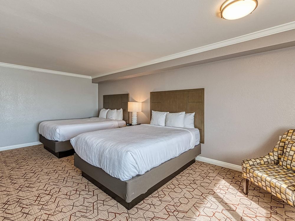 Amanzi Hotel, an Ascend Collection Hotel Standard Room, 2 Queen Beds, Non Smoking