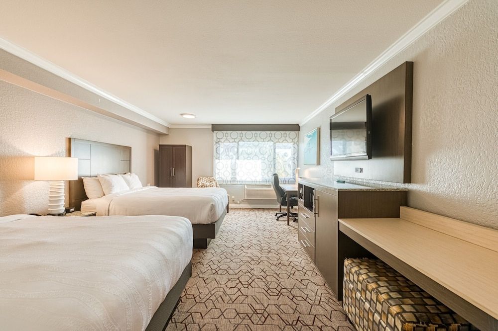 Amanzi Hotel, an Ascend Collection Hotel Standard Room, 2 Queen Beds, Accessible, Non Smoking (Accessible Tub)