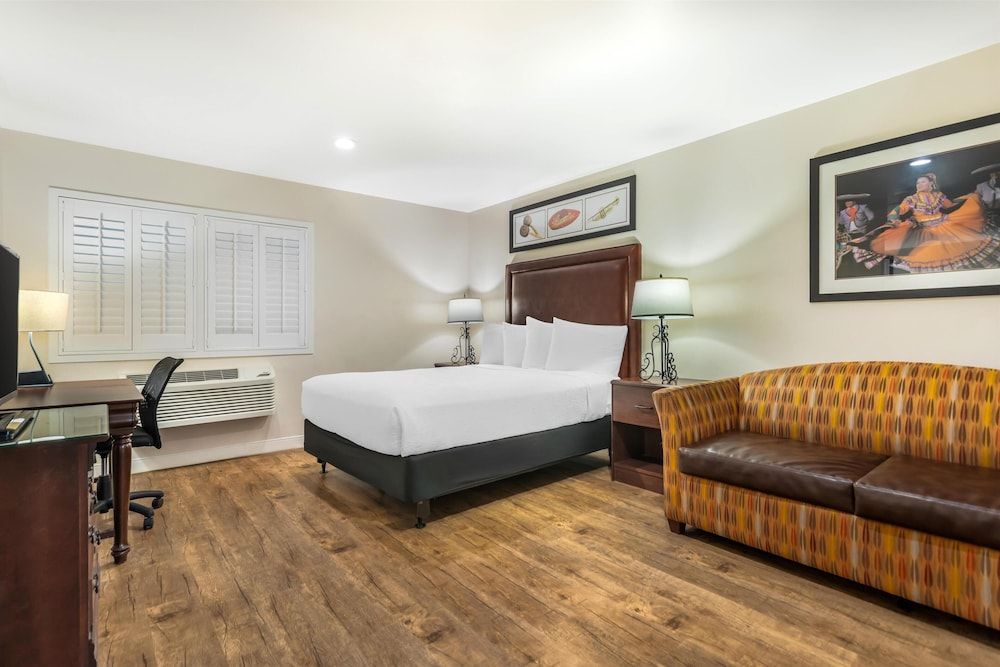 Best Western Rose Garden Inn