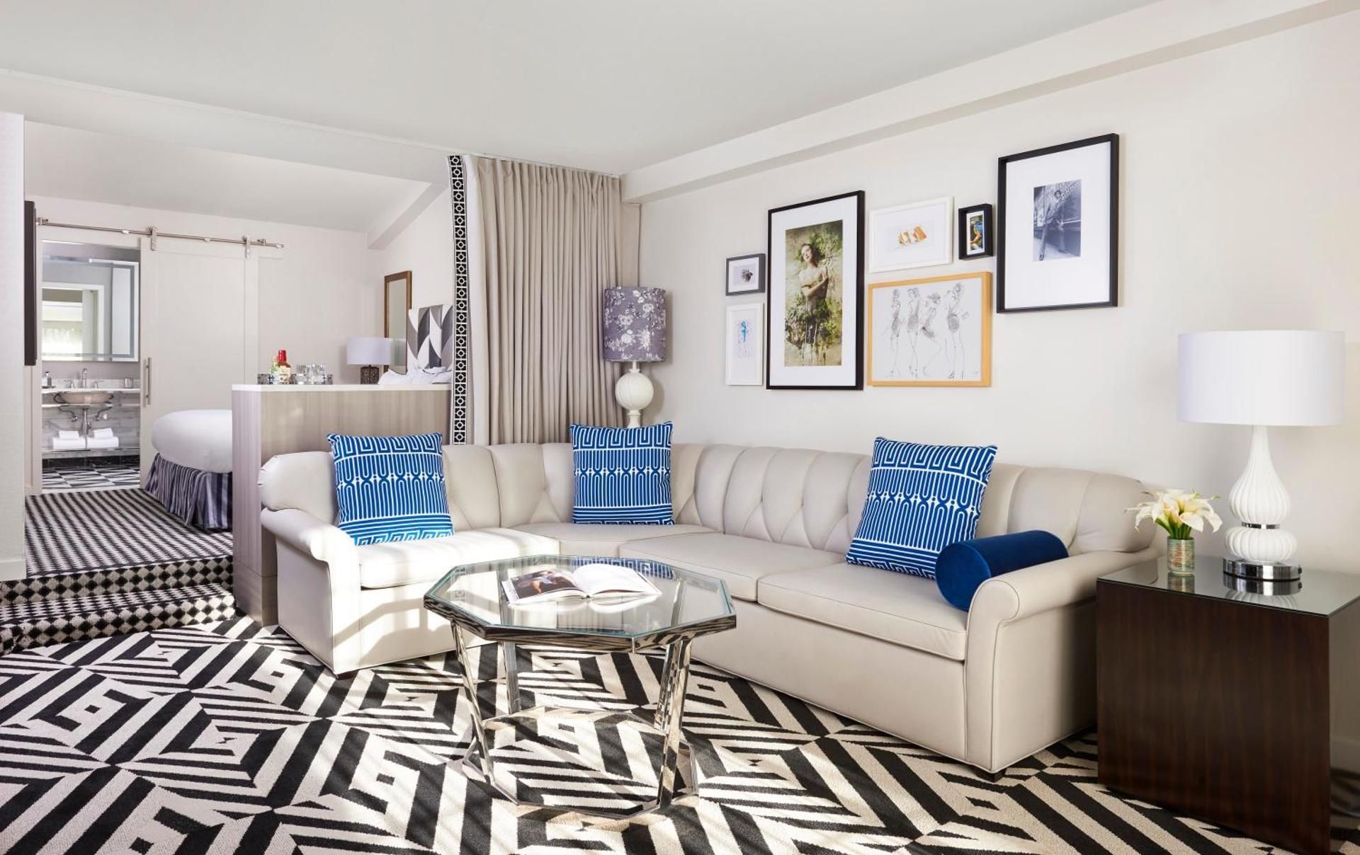 Premier King Suite with Balcony